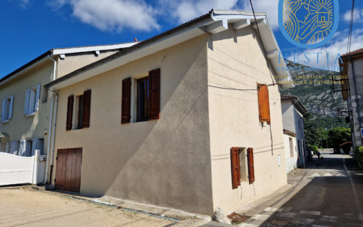 Saint-egreve maison 85 m2