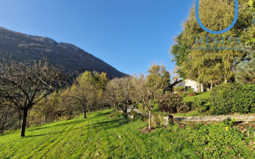 La sure en chartreuse,  maison avec 3893m2 de terrain